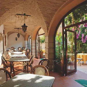 https://hotel-san-filis.it-lombardy.com